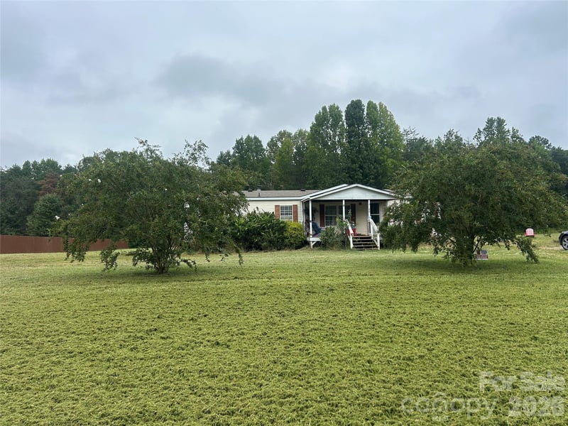 5100 Flay Rd, Lincolnton, NC 28092