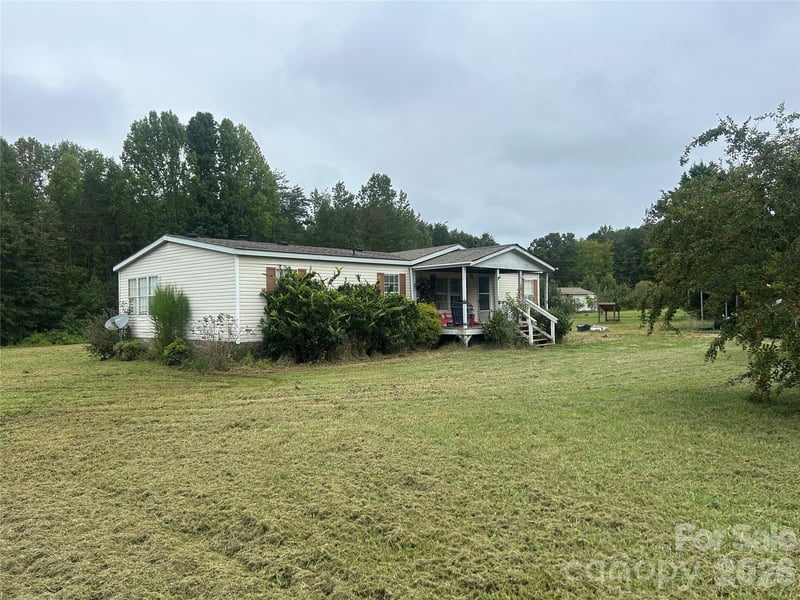 5100 Flay Rd, Lincolnton, NC 28092