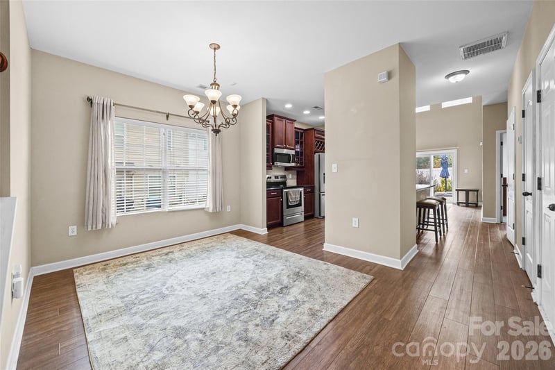 341 Sandy Spring Ln, Lake Wylie, SC 29710