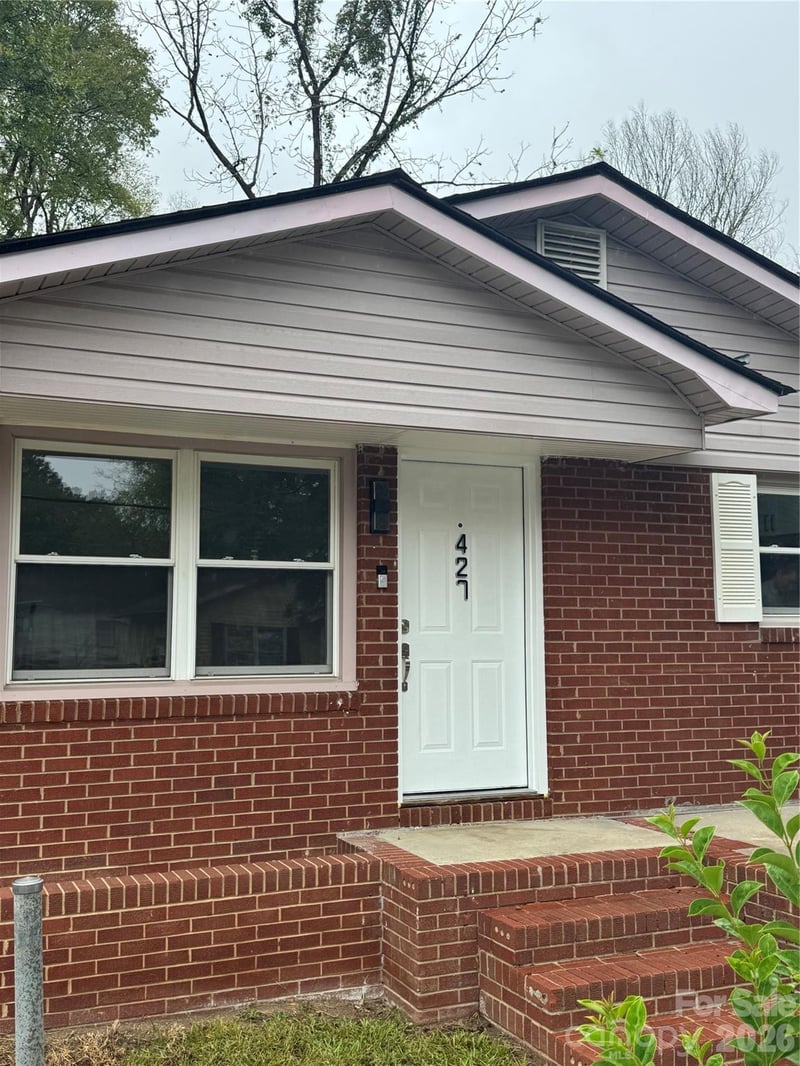427 Clinton Ave, Lancaster, SC 29720