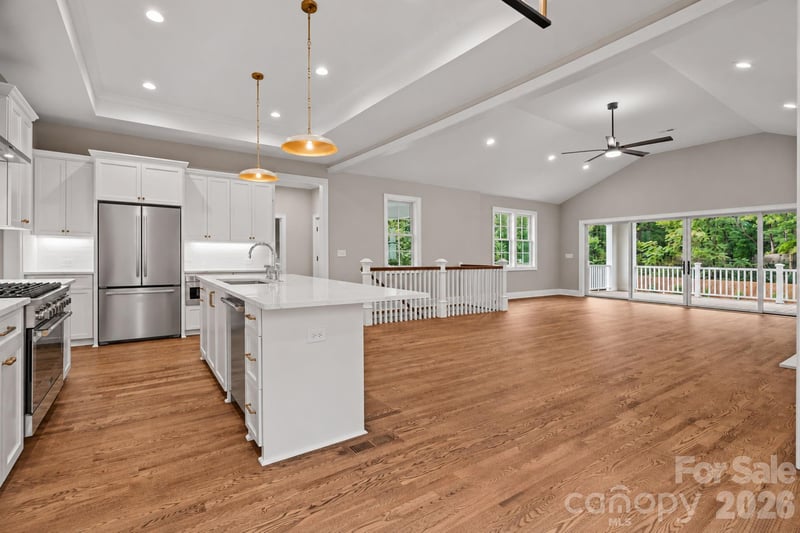 705 N Main St, Davidson, NC 28036