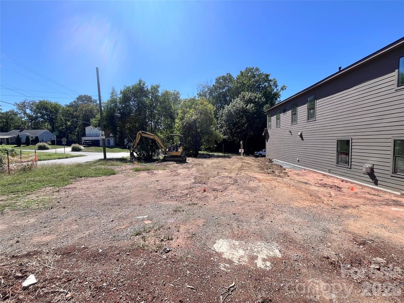 731 E 28th St, Charlotte, NC 28205