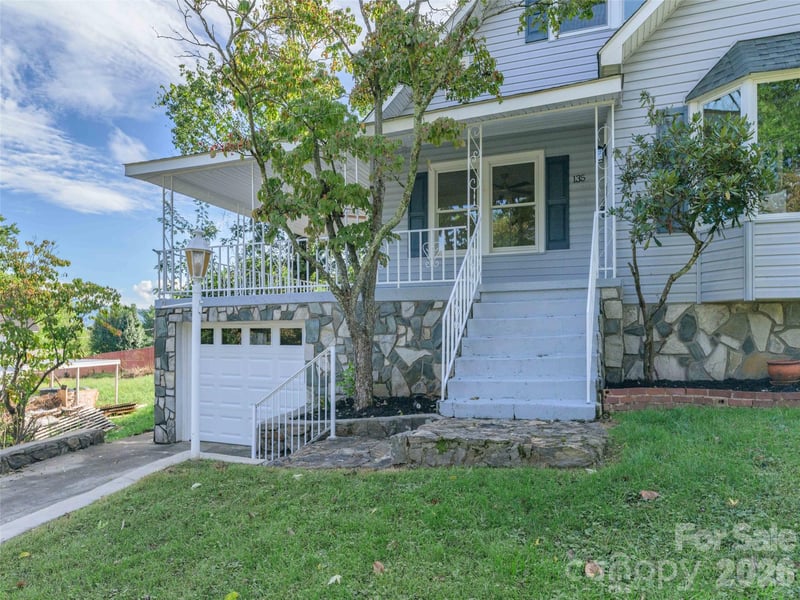 135 Patton Ave, Canton, NC 28716