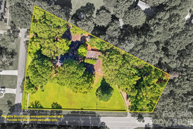 8911 Mt Holly Huntersville Rd, Huntersville, NC 28078