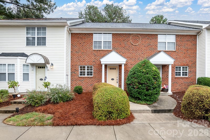4210 Melrose Club Dr, Matthews, NC 28105