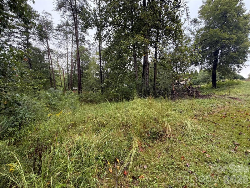 150 Hall Dr, Statesville, NC 28625