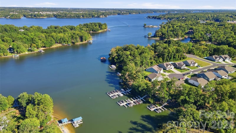 8032 Longwaters Ct, York, SC 29745