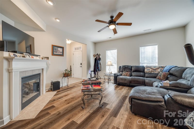 2023 Aragon Ln, Gastonia, NC 28056