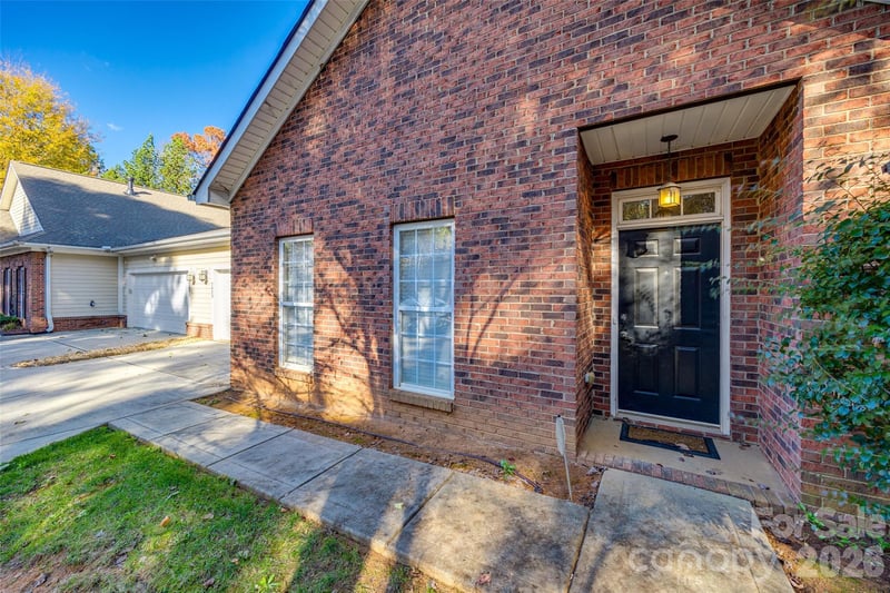 2023 Aragon Ln, Gastonia, NC 28056