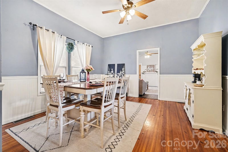 911 N Walnut St, Kannapolis, NC 28081