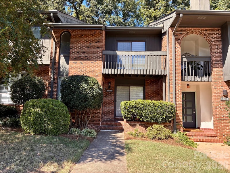 5803 Sharon Rd #E, Charlotte, NC 28210