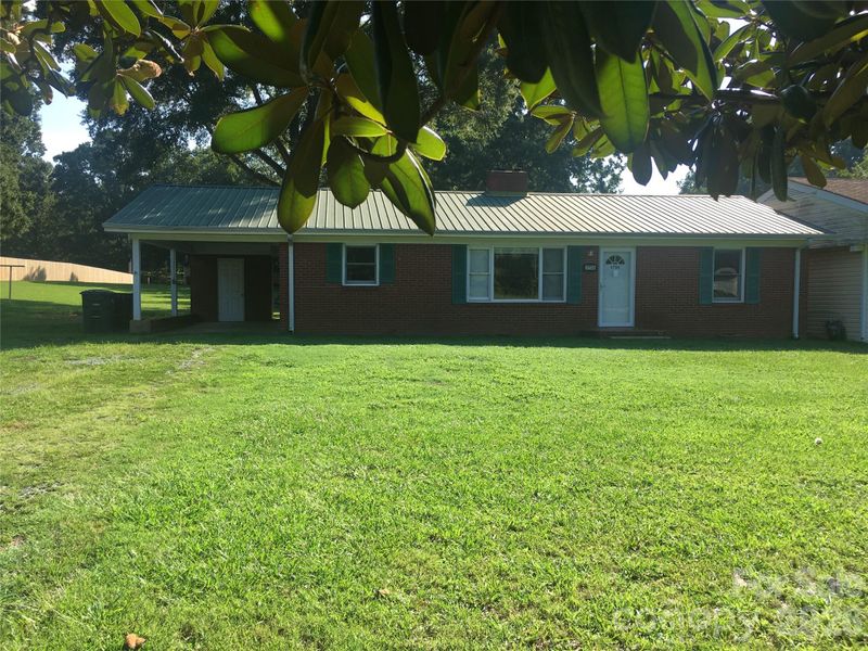 3705 Avondale Ln, Monroe, NC 28110