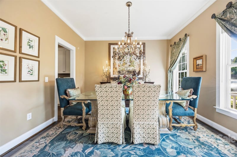 240 Hawthorne Park Ave, Belmont, NC 28012
