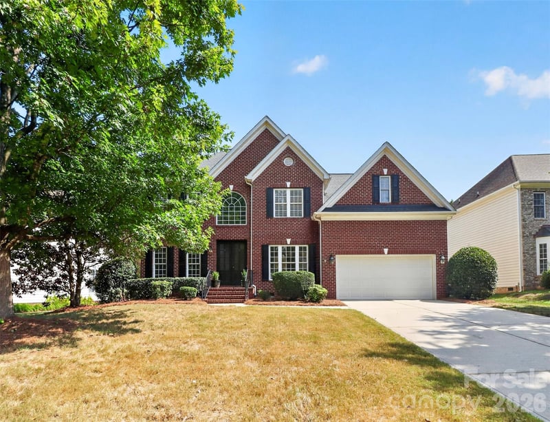 8915 Whittingham Dr, Waxhaw, NC 28173
