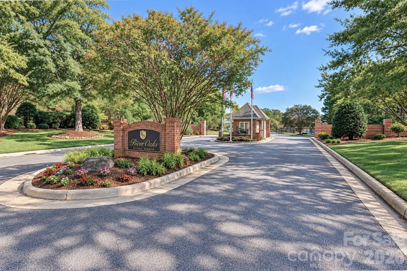 142 Cheyenne Ln, Statesville, NC 28677