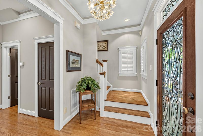 727 E 9th St, Charlotte, NC 28202