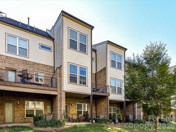 3528 Craughwell Dr, Charlotte, NC 28209