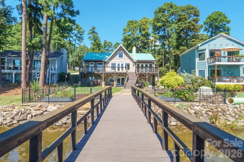 20919 Island Forest Dr, Cornelius, NC 28031