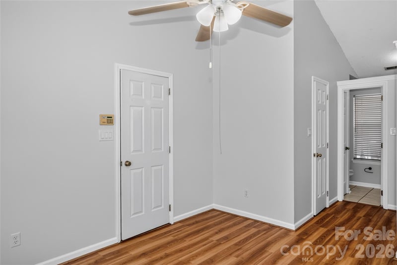 11108 White Stag Dr, Charlotte, NC 28269