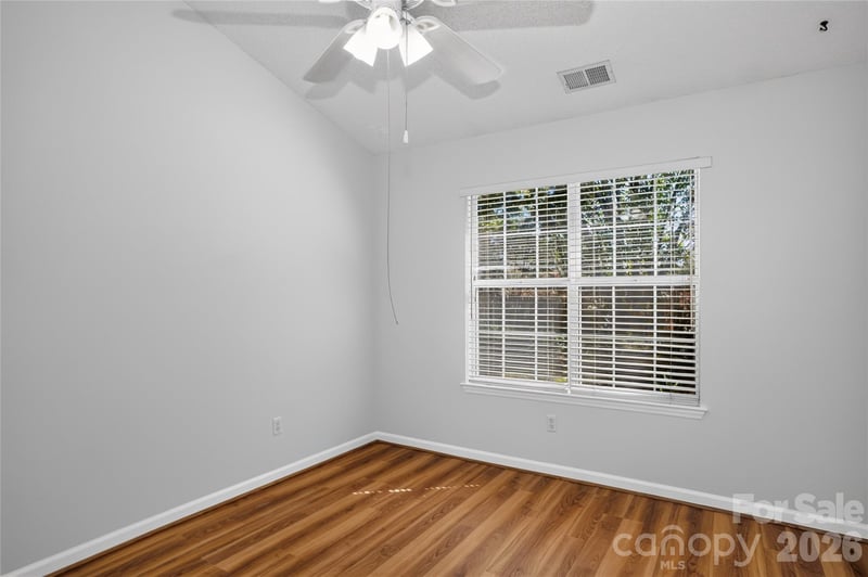 11108 White Stag Dr, Charlotte, NC 28269