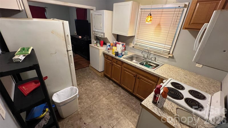 205 Seigle St, Lowell, NC 28098