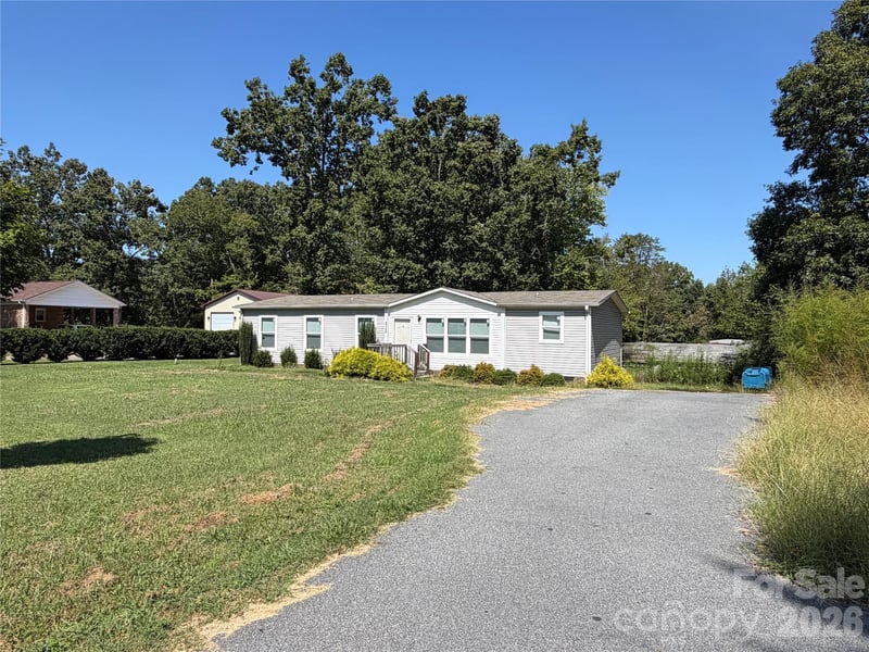 2106 Water Plant Rd, Maiden, NC 28650