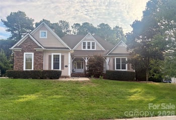 9024 Garrison Rd, Sherrills Ford, NC 28673