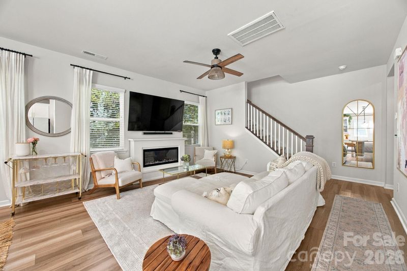 706 Redd Al, Charlotte, NC 28217