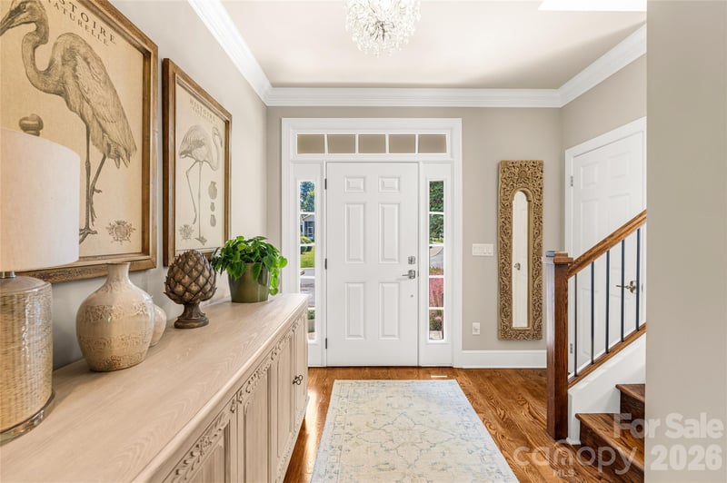 211 Towne Place Dr, Hendersonville, NC 28792