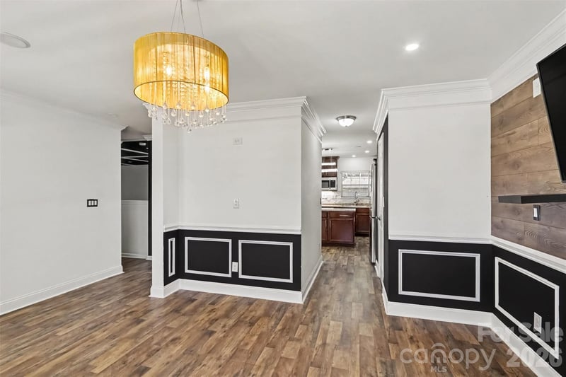 8824 Merrie Rose Ave, Charlotte, NC 28213