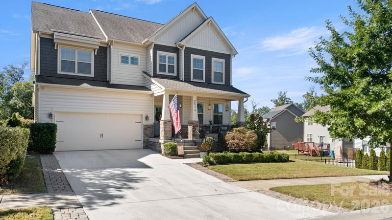 2514 Richland Balsam Dr, Fort Mill, SC 29715