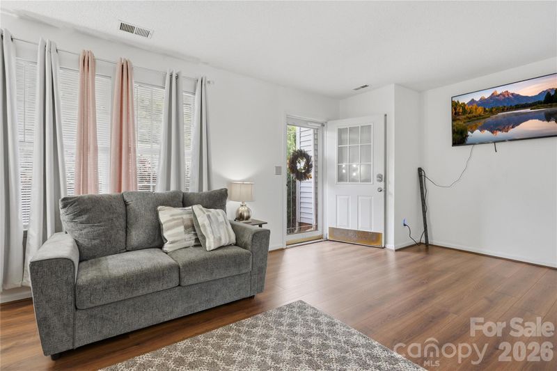 9678 Old Gate Dr, Charlotte, NC 28105