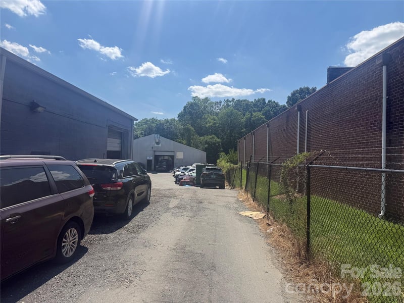 611 Atando Ave, Charlotte, NC 28206