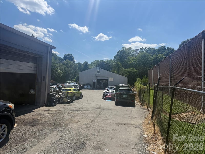 611 Atando Ave, Charlotte, NC 28206