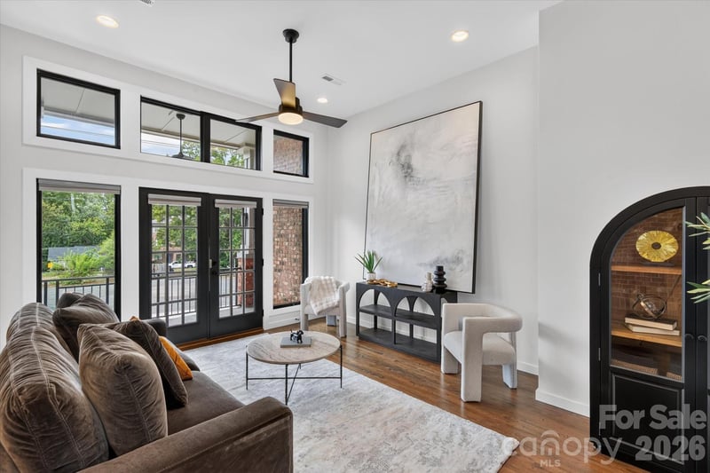 2727 N Brevard St, Charlotte, NC 28205