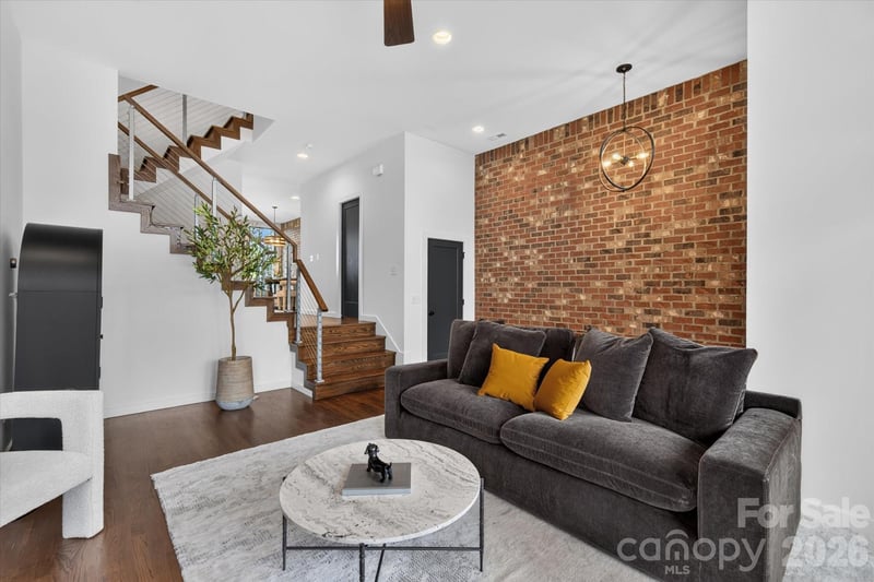 2727 N Brevard St, Charlotte, NC 28205