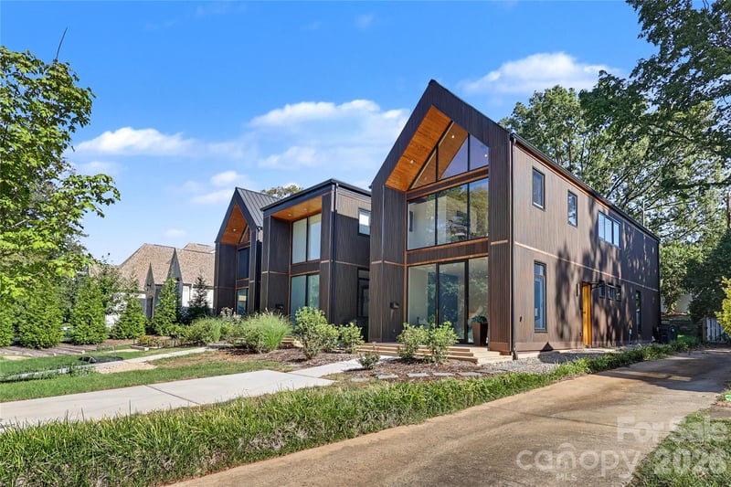 5447 Topping Pl, Charlotte, NC 28209