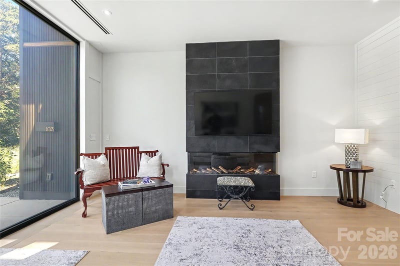 5447 Topping Pl, Charlotte, NC 28209