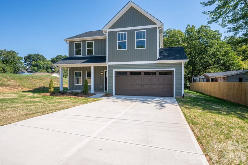 411 Lee St, Lincolnton, NC 28092