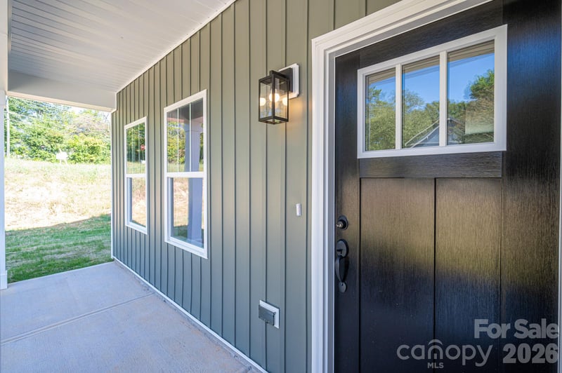 411 Lee St, Lincolnton, NC 28092