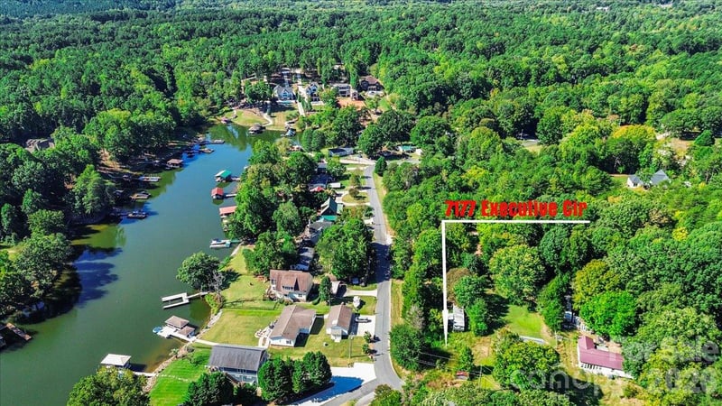 7177 Executive Cir, Denver, NC 28037