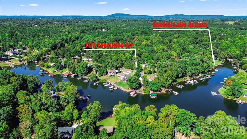 7177 Executive Cir, Denver, NC 28037