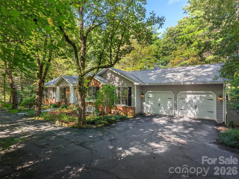 2509 Little River Rd, Hendersonville, NC 28739