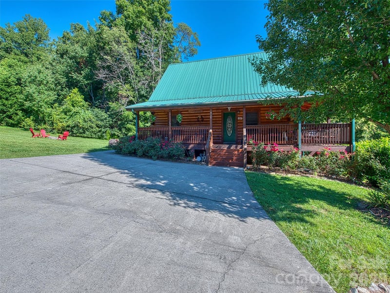 547 Panoramic Loop, Maggie Valley, NC 28751