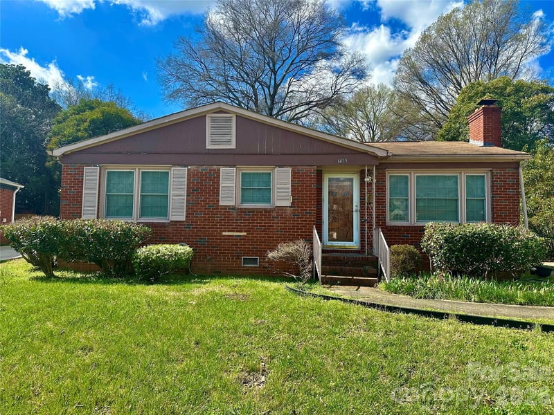 1435 Dean St, Charlotte, NC 28216