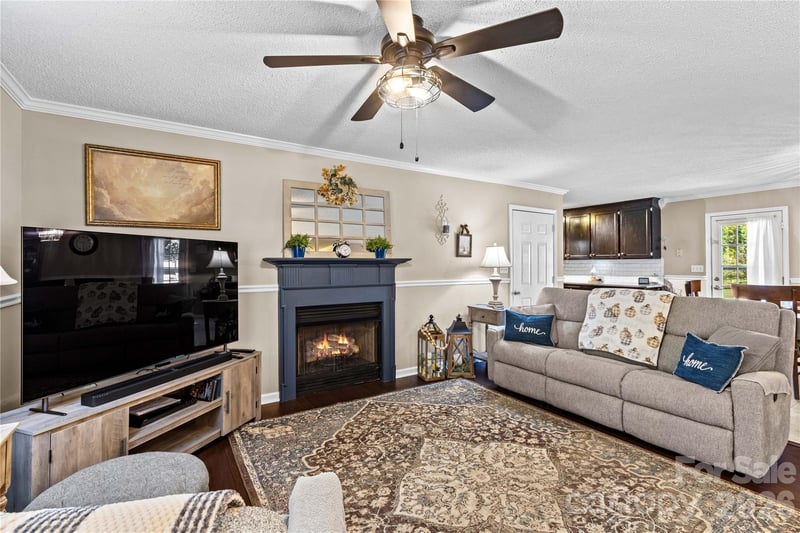 186 Antler Dr, Statesville, NC 28625