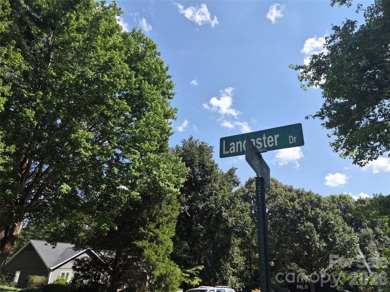 3307 Lancaster Dr, Statesville, NC 28625