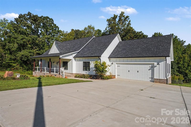 5345 Christopher Rd, Iron Station, NC 28080