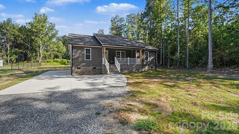 1815 Hollywood Dr, Salisbury, NC 28144