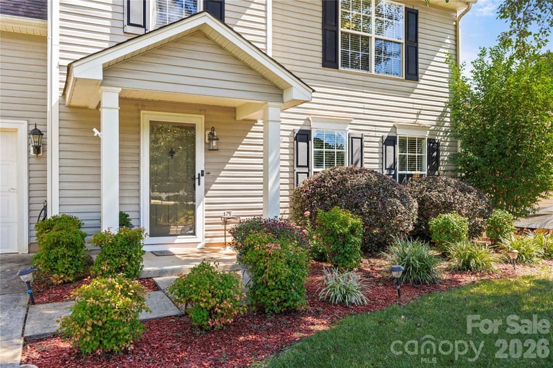 124 Emily Ivy Ct, Kannapolis, NC 28083